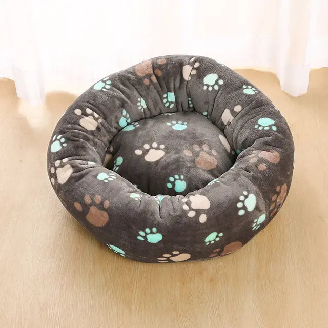 Super Soft Pet Bed Winter Warm Cute Bear Hug Cat Sleeping Mat Plush