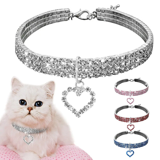 Heart-Shaped Whinestone Cat Collar