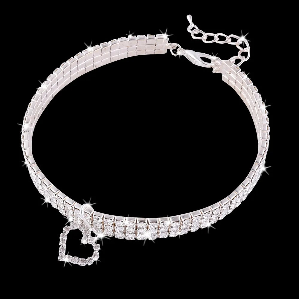 Heart-Shaped Whinestone Cat Collar